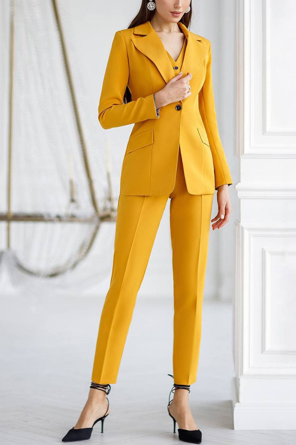 solovedress Gold 3 Piece Single Buttons Slim Fit Women Suit (Blazer+Vest+Pants)